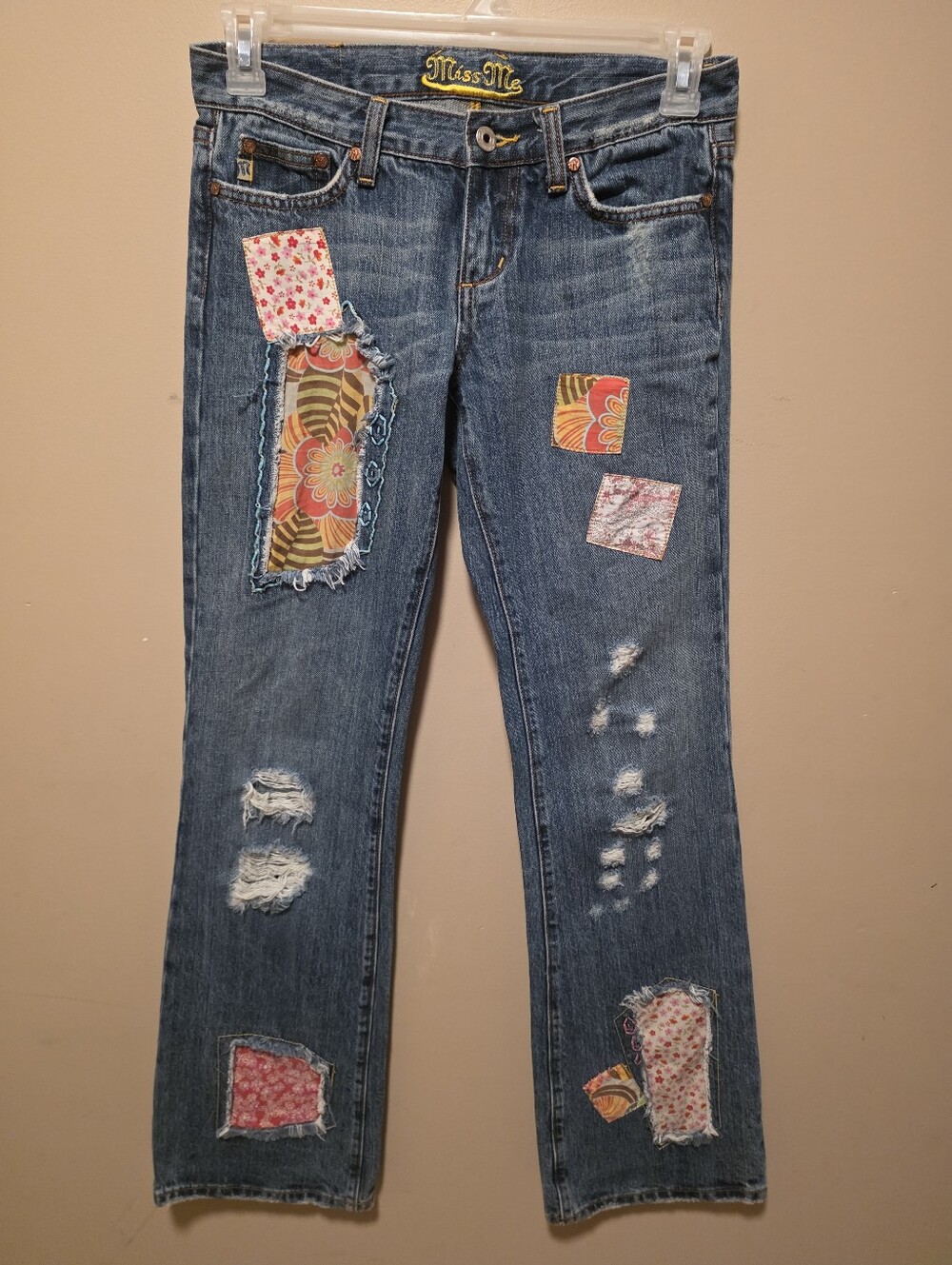 MissMe Y2K Silverlake  Patchwork Distressed Denim Jeans 27x34